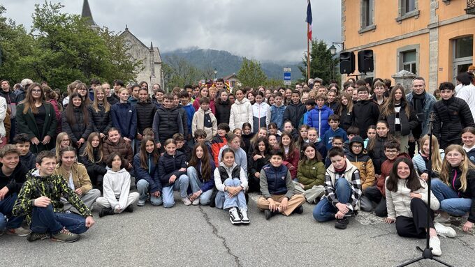 Cérémonie8mai.jpg